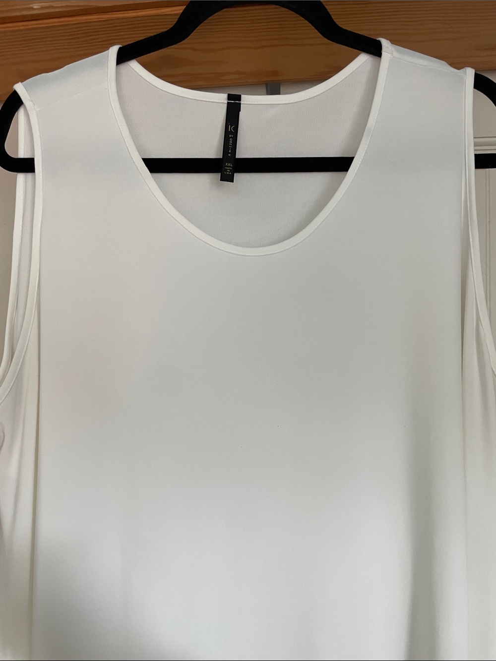 Classic White Sleeveless Tunic Tank Top - Versatile Women's Layering Piece S XXL - Picture 3 of 6